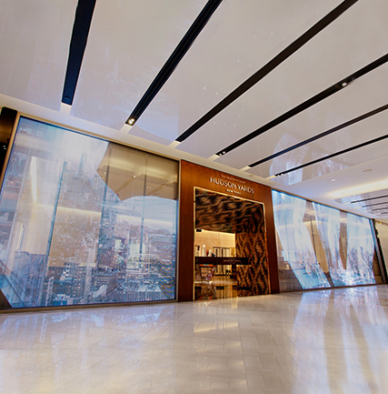 美国纽约哈德逊城市广场橱窗通明屏项目